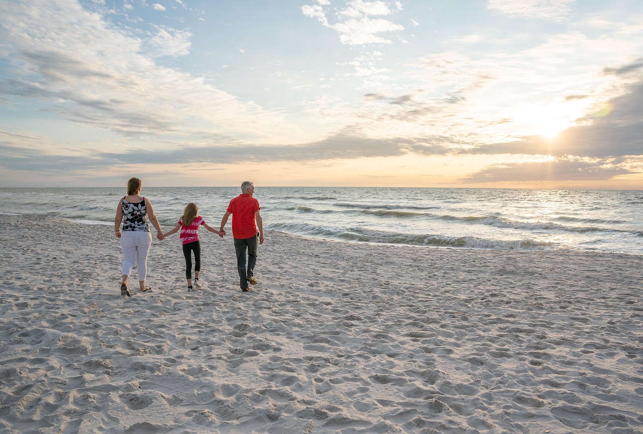 découvrez des idées et conseils pour des vacances d'été en famille inoubliables, adaptées à tous les âges et tous les budgets.